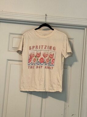 Z Supply Cream Graphic Tee - Spritzing the Day Away